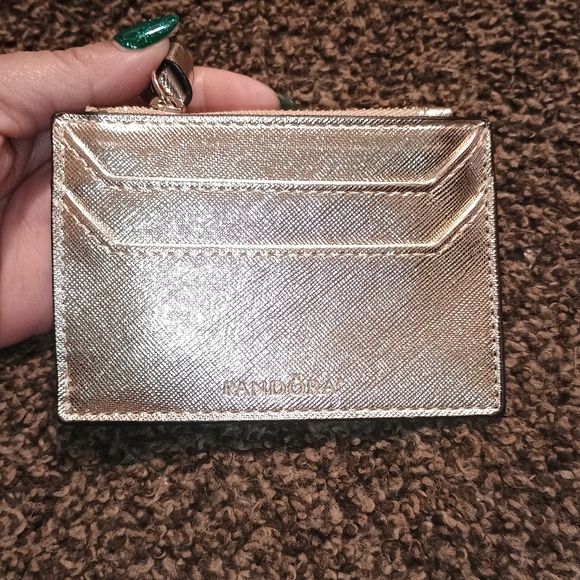 Limited Edition Pandora Gold Coin/Card Case LIKE NEW - Picture 1 of 8